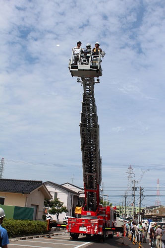 はしご車