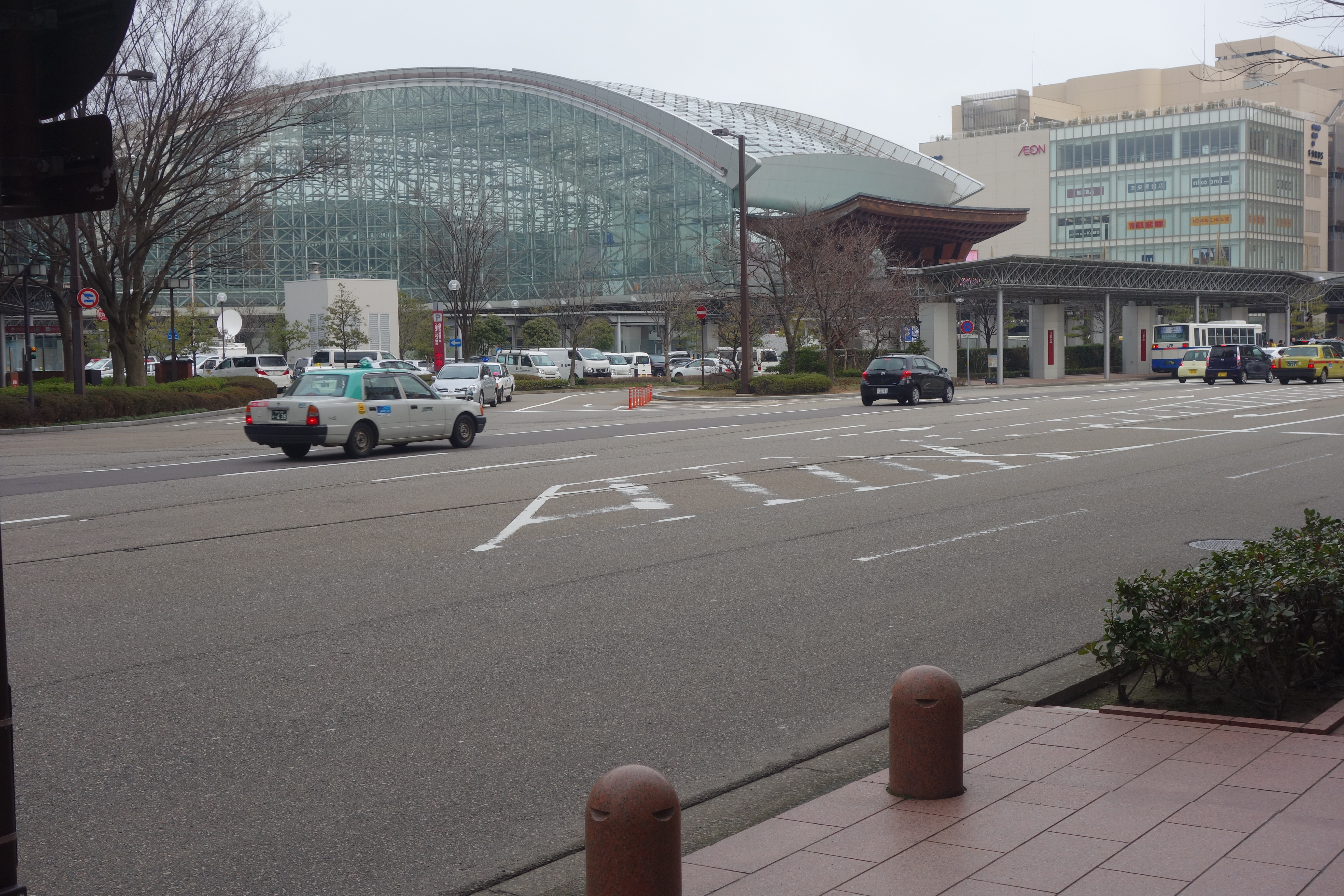 金沢駅